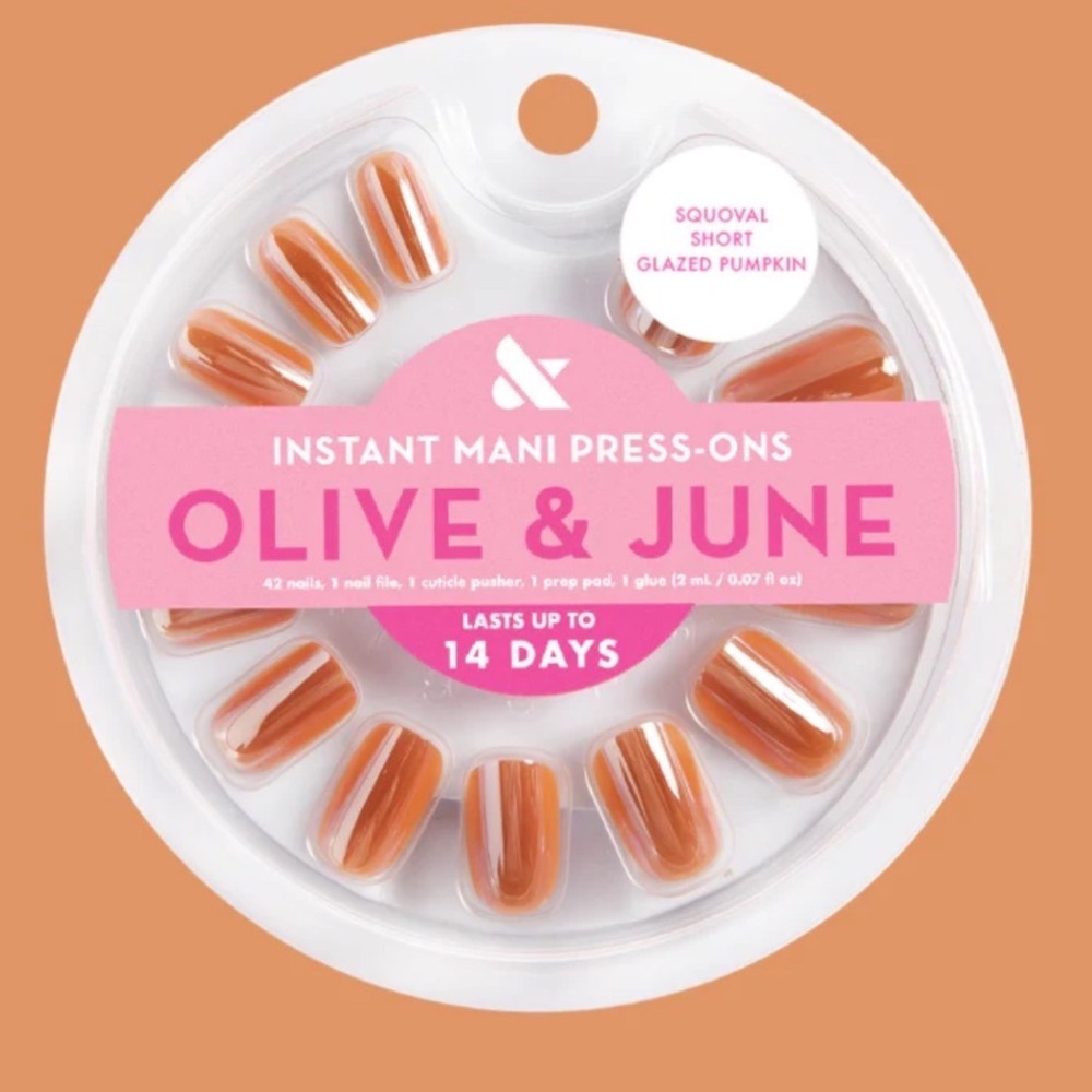 Olive & June Instant Mani Press-On Nails Glazed Pumpkin Short Squoval 42ct New